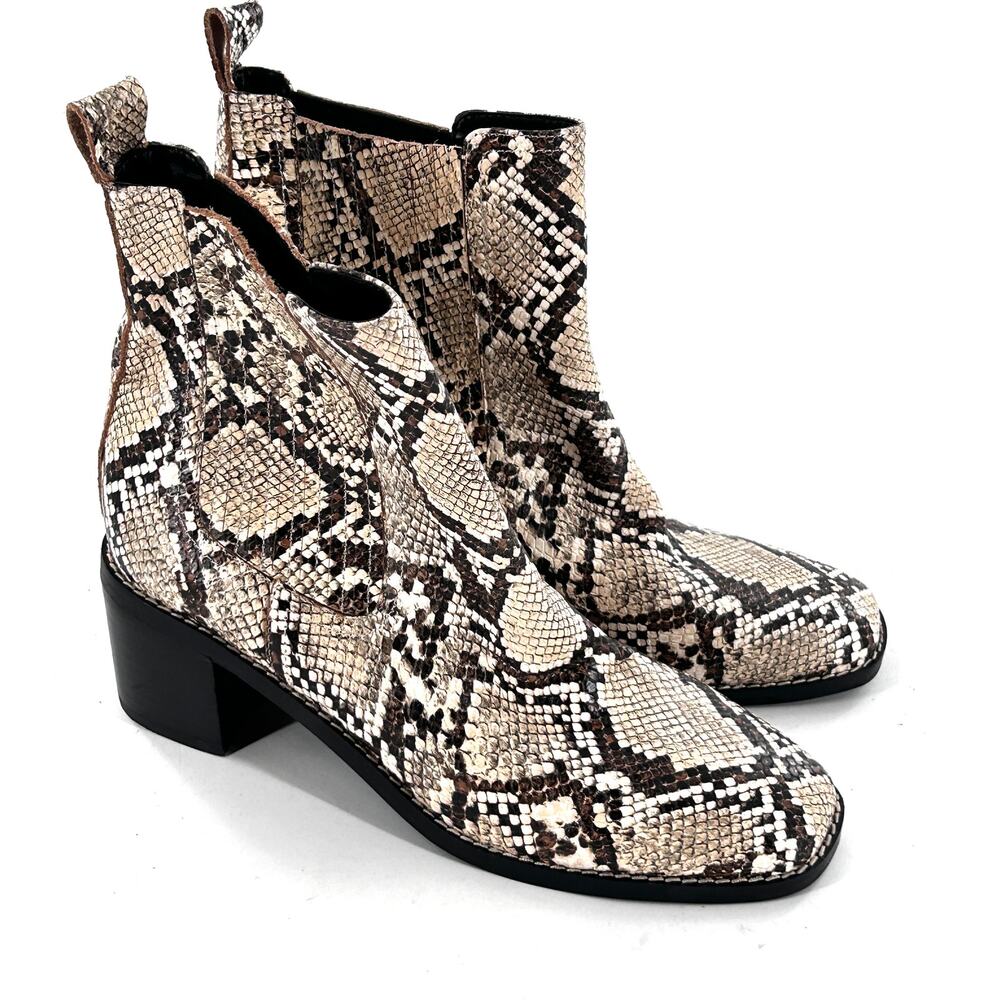 Nordstrom Nohazina Leather Boots 7.5 NWOT Snake Gray Black Ankle Booties